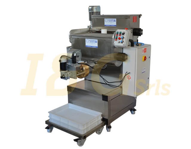 Press machine for fresh pasta - for your pasta shop - IP 20 - I&G